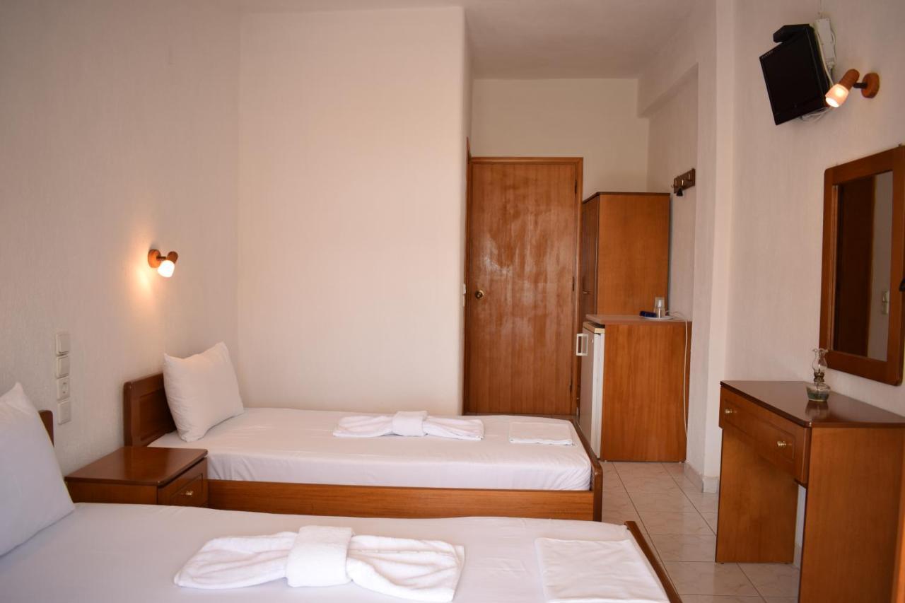 Nikis Rooms Kalamakia エクステリア 写真